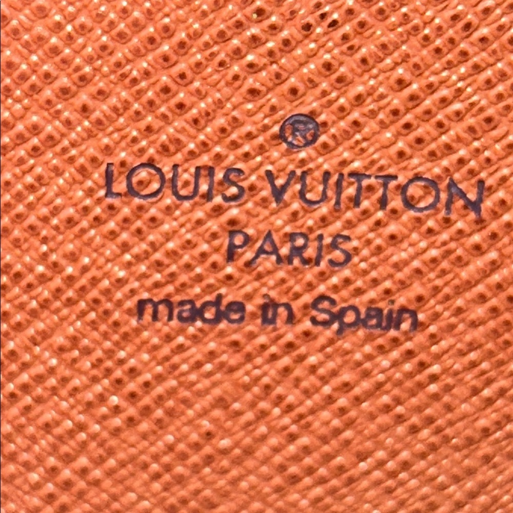 Louis Vuitton Zippy Wallet - Picture 5 of 11